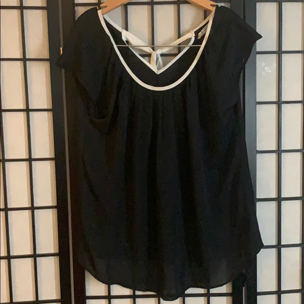 Lauren Conrad Black & White Shirt